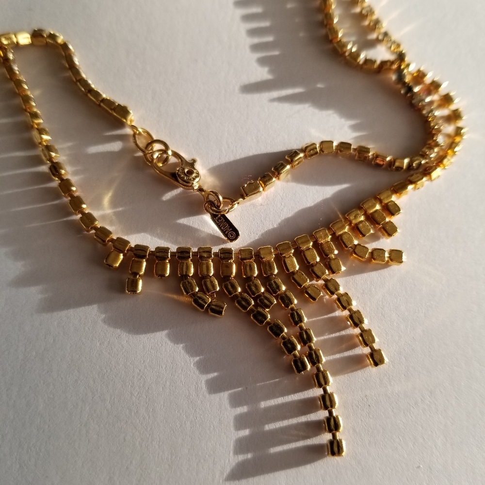 Vintage Monet necklace clear rhinestones gold tone metal - Picture 8 of 17